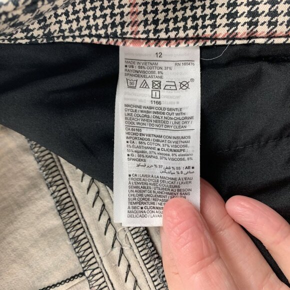 Old Navy Black & Tan Tartan Stretch Canvas Skinny Pixie Pant 12 - Picture 6 of 8